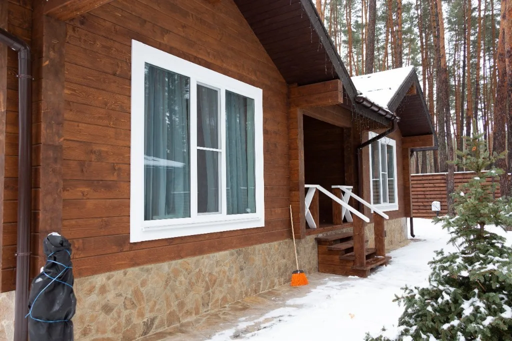 Podkrovní ložnice s výhledem do přírody
